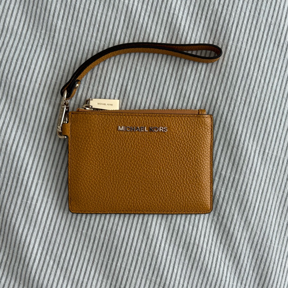 MICHAEL KORS Brown Leather Wallet with Wrist Strap